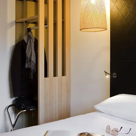 Ibis Styles Buttes Chaumont Hotel Parigi