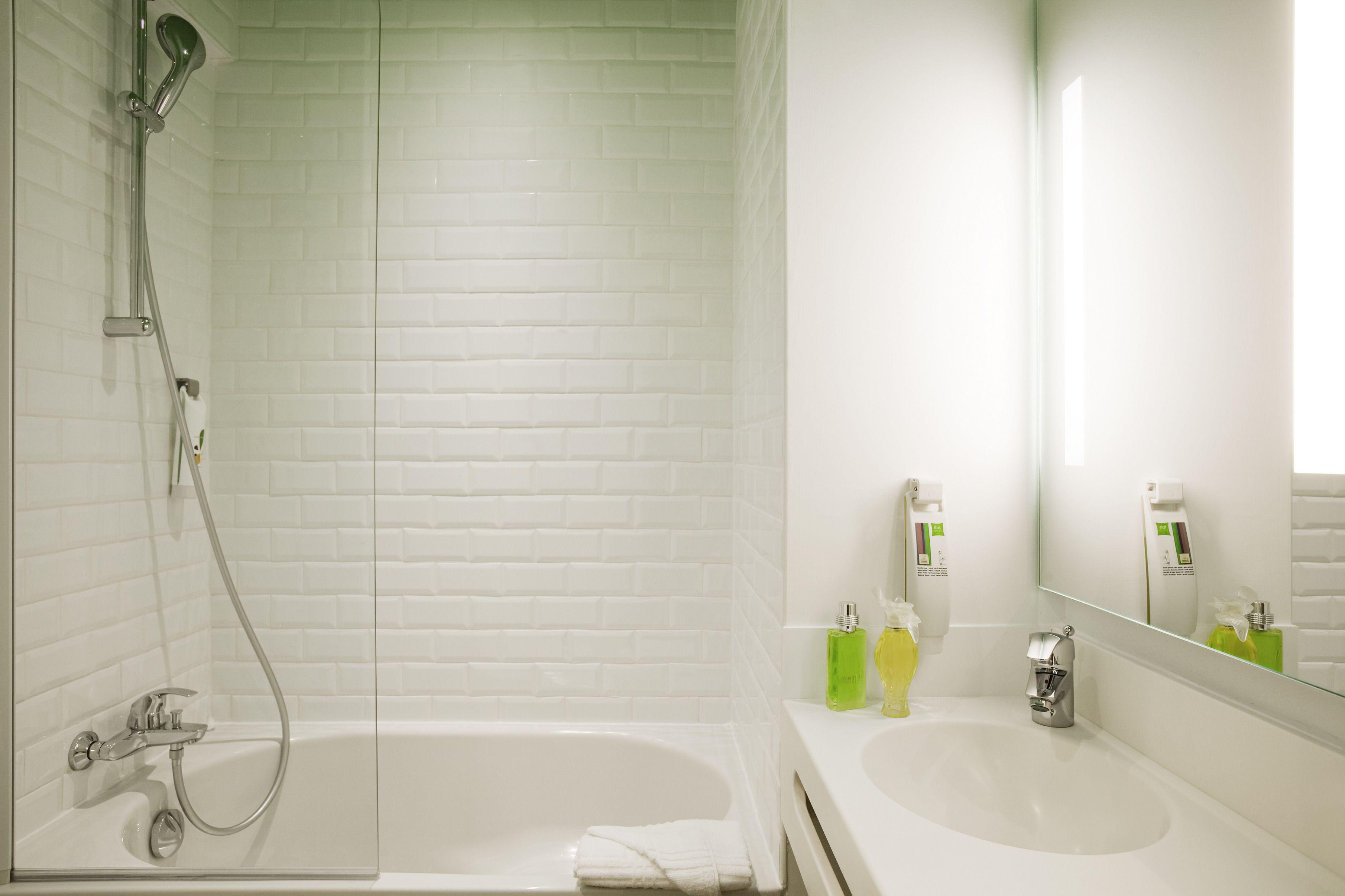 Ibis Styles Buttes Chaumont Hotel