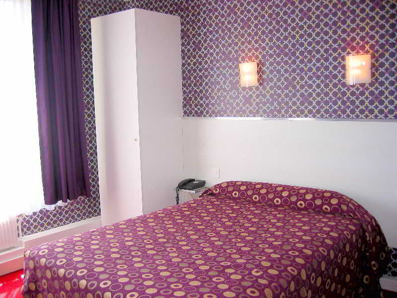 Hotel Ibis Styles Buttes Chaumont 3*